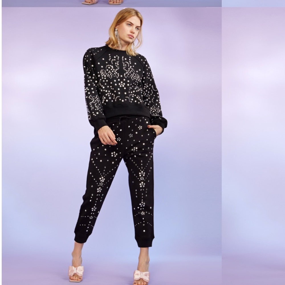 Black Star-Patterned Women's Jumpsuit